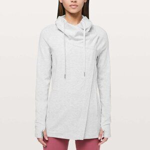 Lululemon Coast Easy Wrap- Heathered Grey Athletic Jacket- Size 4